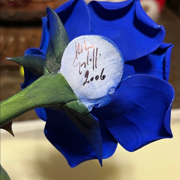 Porcelain Capodimonte Hand Painted Rose - Picture 5 of 11